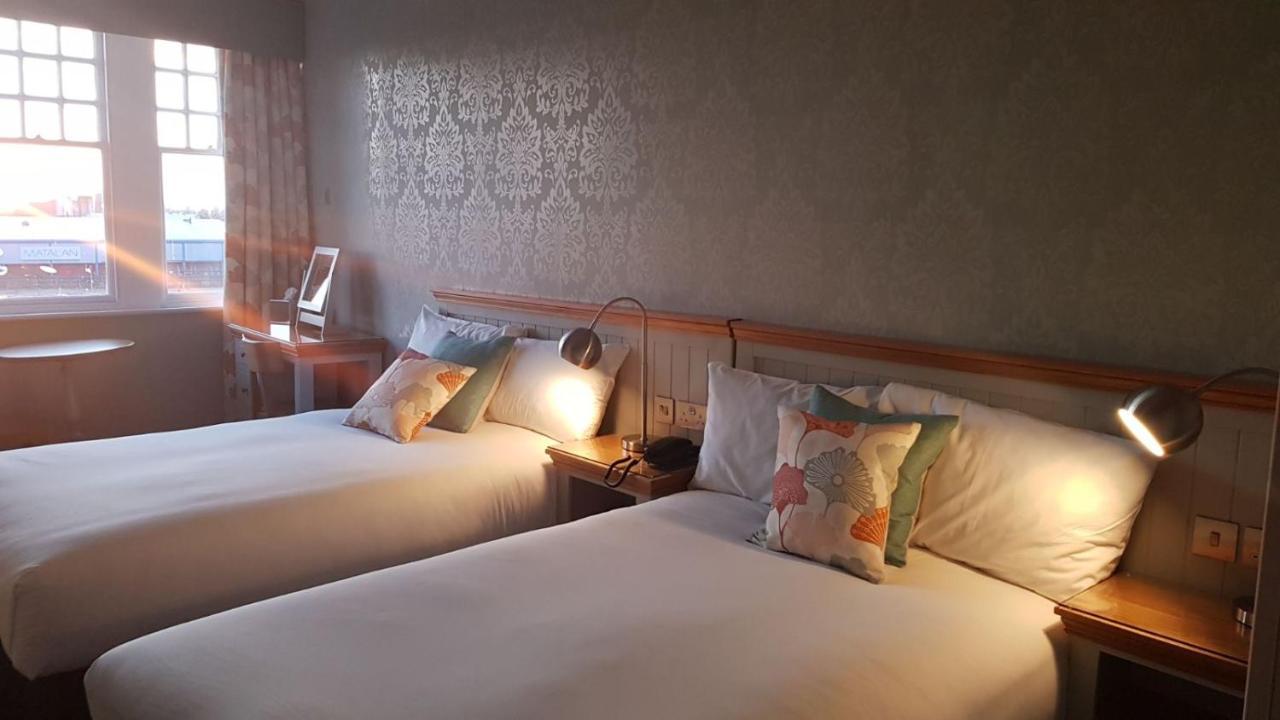 The Star Hotel Great Yarmouth Bagian luar foto